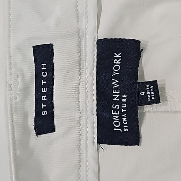 Jones New York Signature stretch white capri size 4 - Picture 3 of 6